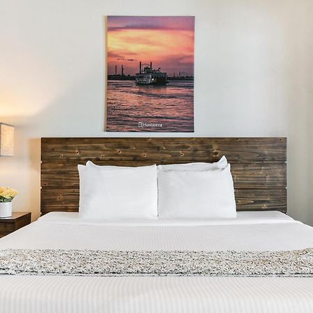 Upscale Condos And Penthouses Close To Canal And Bourbon St New Orleans Buitenkant foto