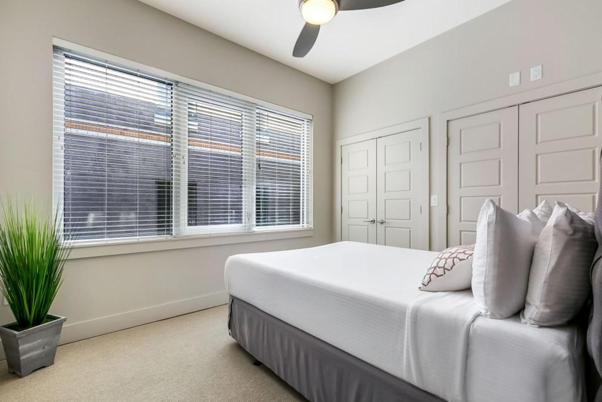 Upscale Condos And Penthouses Close To Canal And Bourbon St New Orleans Buitenkant foto