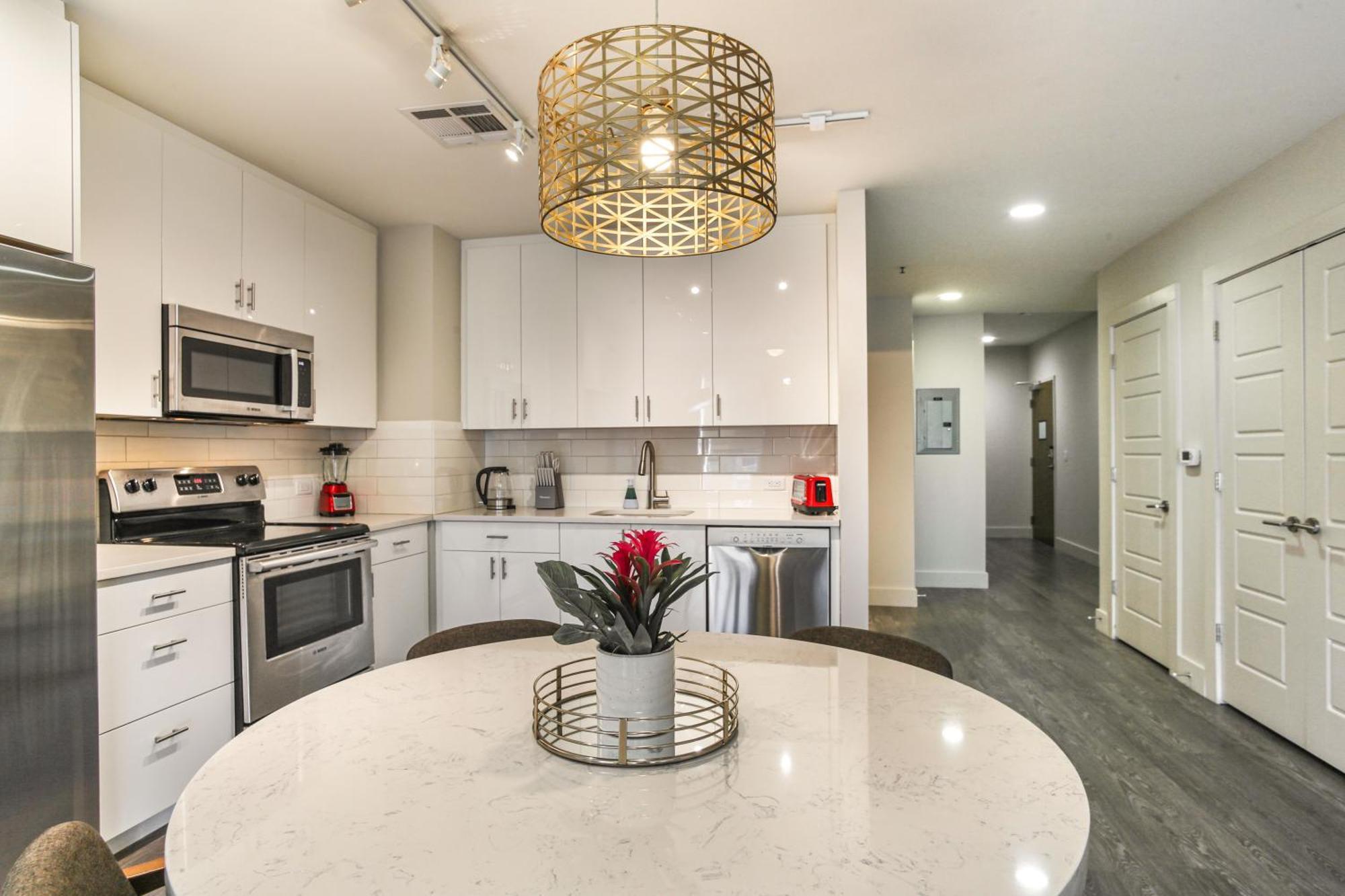 Upscale Condos And Penthouses Close To Canal And Bourbon St New Orleans Buitenkant foto