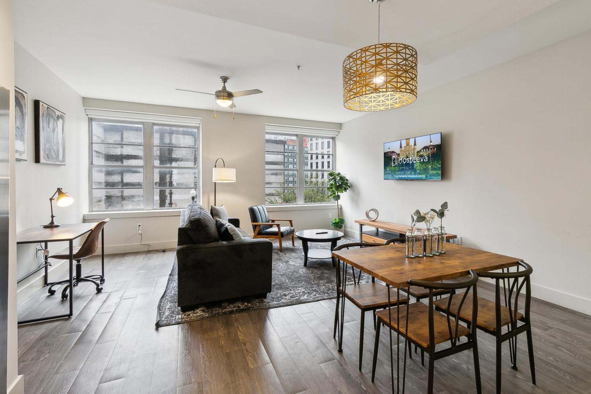 Upscale Condos And Penthouses Close To Canal And Bourbon St New Orleans Buitenkant foto