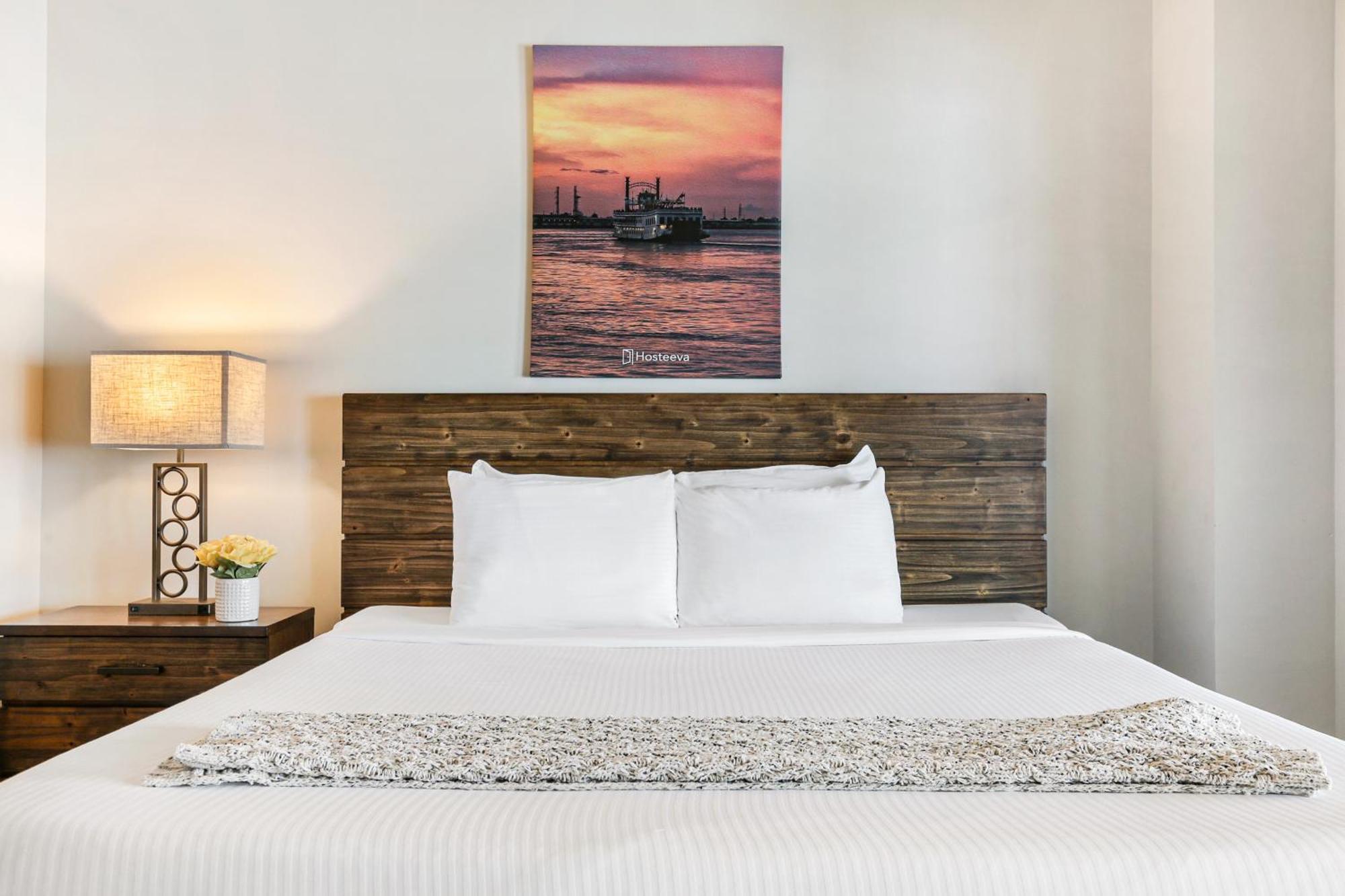 Upscale Condos And Penthouses Close To Canal And Bourbon St New Orleans Buitenkant foto